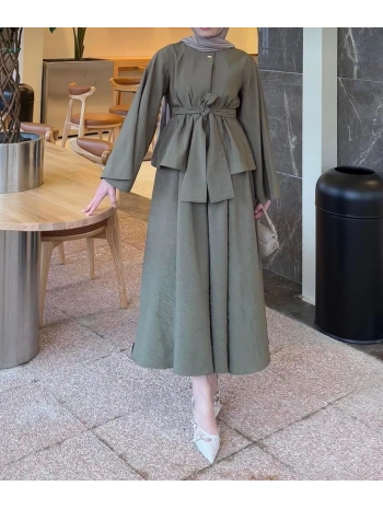 Tek Düğmeli Belden Kuşaklı Ceketli Etekli Takım - Yeşil