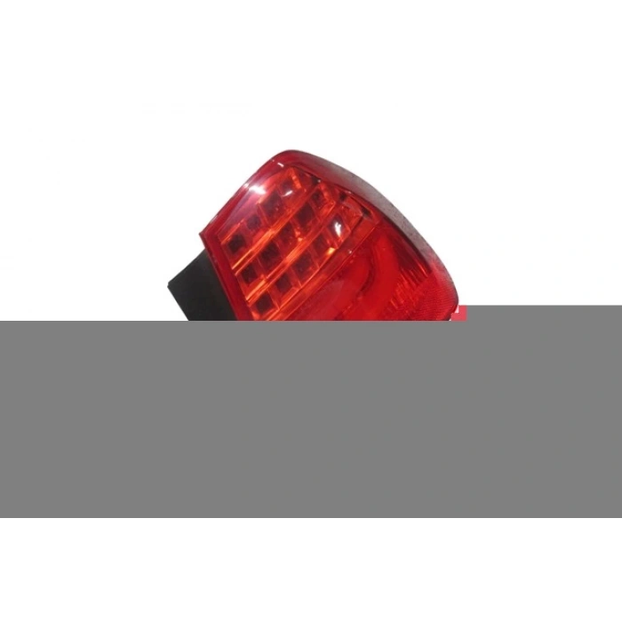 (YENİ ÜRÜN!!!)BMW 3 SERI- E90- 09/11; DIŞ STOP LAMBASI SAĞ KIRMIZI (LEDLİ/DUYLU) (LCI) (E MARKLI)