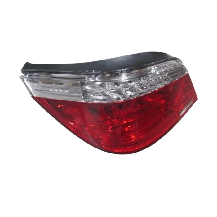 (YENİ ÜRÜN!!!)BMW 5 SERI- E60- 07/10; STOP LAMBASI SOL KIRMIZI/BEYAZ (LEDLİ/DUYLU) (M5) (E MARKLI)