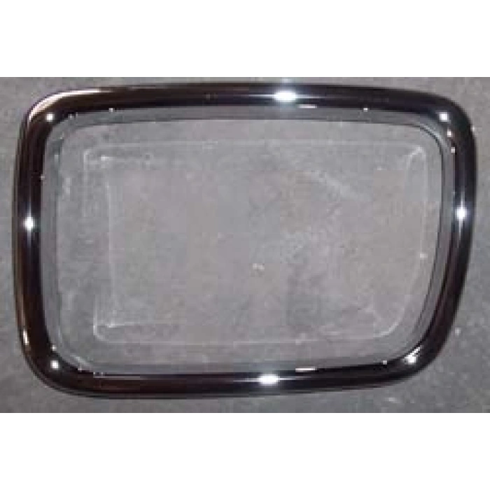 BMW 5 SERI- E34- 94/95; ÖN PANJUR ÇERÇEVESI SAG NIKELAJLI