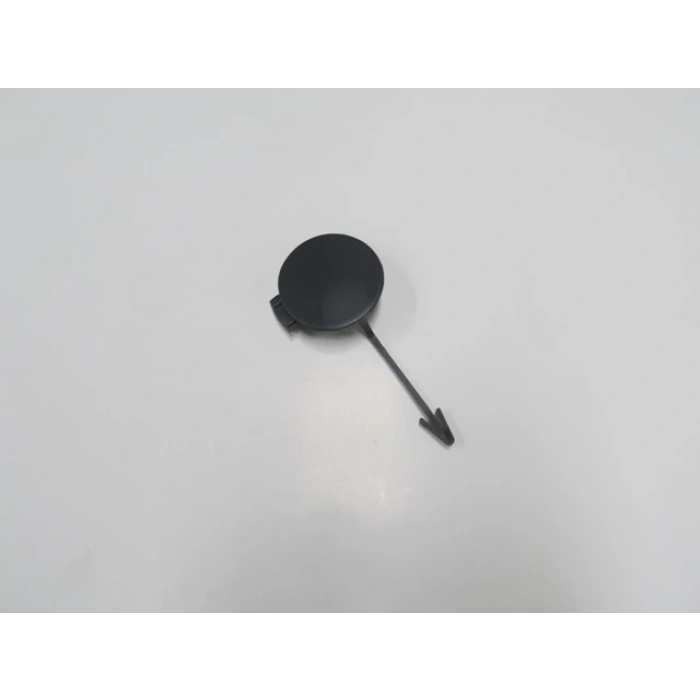 AUDI A1- 11/14; ÖN TAMPON ÇEKİ DEMİRİ KAPAĞI (TW)