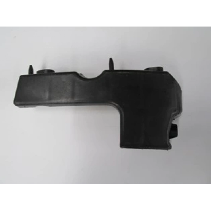 AUDI A4- 05/08; ÖN TAMPON BRAKETİ SAĞ BÜYÜK (YAN KULAĞA TAKILAN) (PLASTİK) (TW)