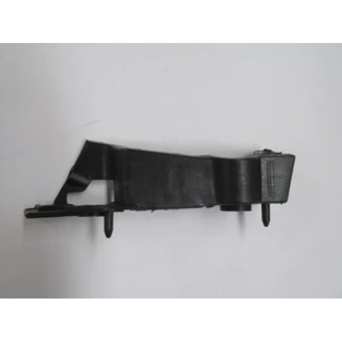 AUDI A4- 08/12; ÖN TAMPON BRAKETİ SOL (YAN KULAĞA TAKILAN) (PLASTİK) (TW)