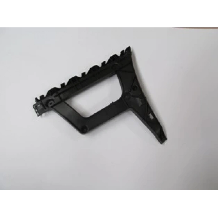 AUDI A4- 13/15; ARKA TAMPON BRAKETİ İÇ SAĞ (YAN KULAĞA TAKILAN) (PLASTİK) (TW)