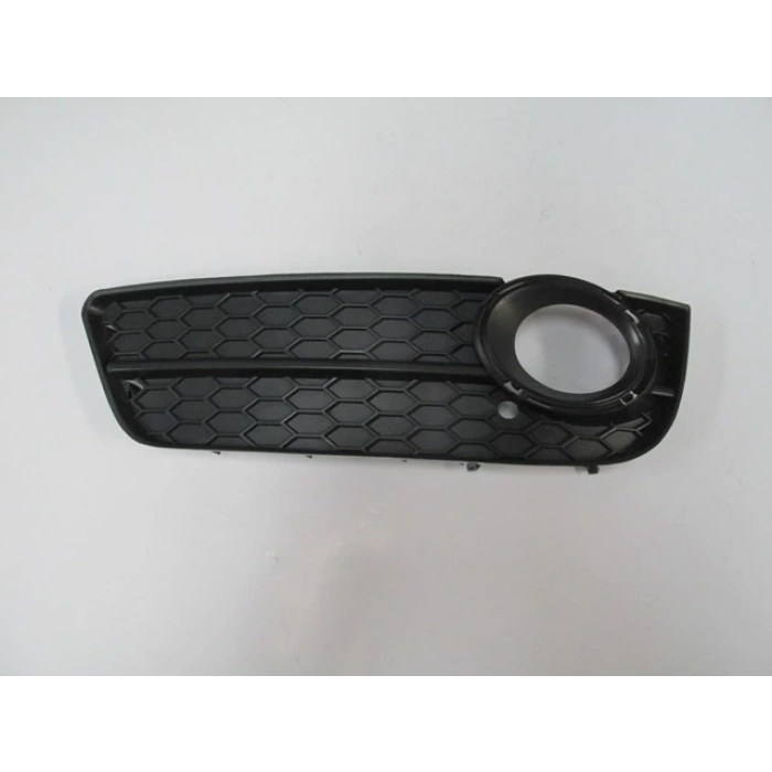 AUDI A5- 08/12; SİS LAMBA KAPAĞI SOL DELİKLİ (SİS YUVASI ÇERÇEVESİZ) (TW)