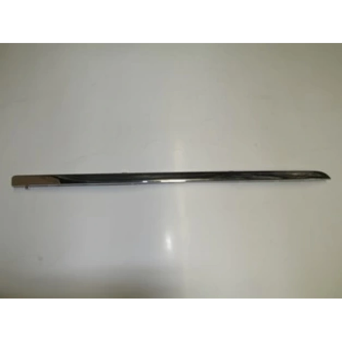 AUDI A8- 05/07; ÖN TAMPON BANDI ÜST NİKELAJI SAĞ (BFN)