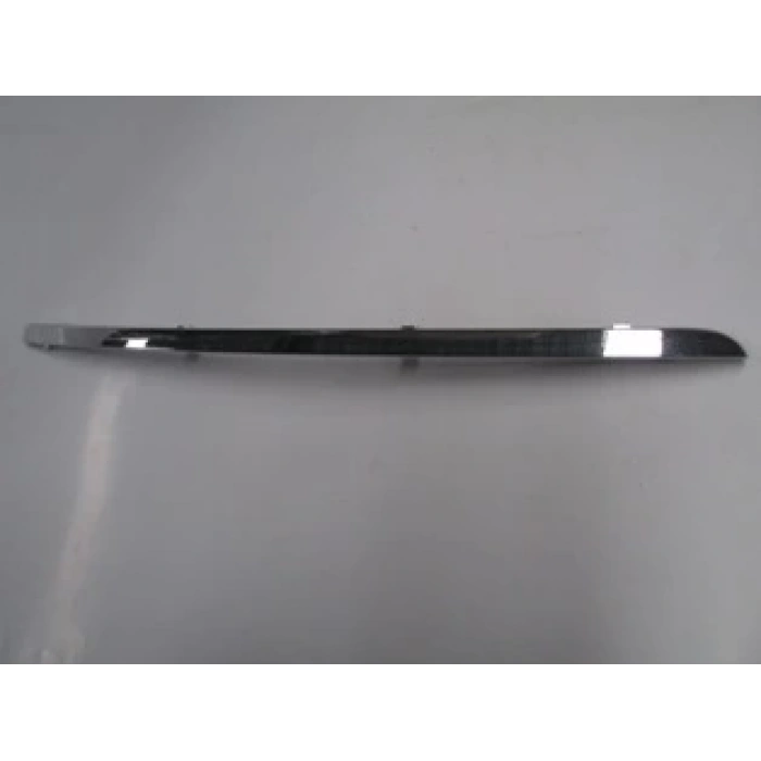 AUDI A8- 05/07; ÖN TAMPON BANDI ÜST NİKELAJI SAĞ (BFN)