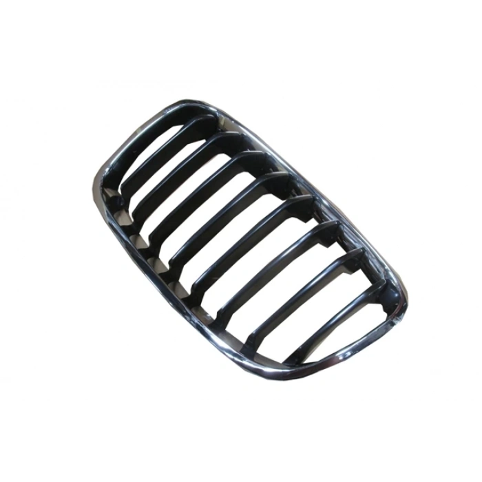 BMW 1 SERI- F20- 12/15; ÖN PANJUR SOL (NİKELAJ ÇERÇEVELİ) (İÇ PETEKLERİ SİYAH) (SPORT) (TYG)