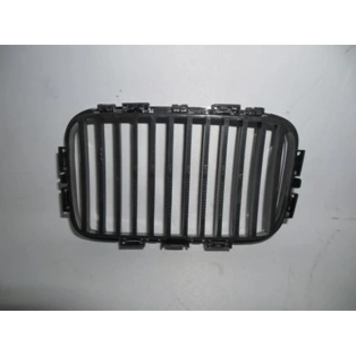 BMW 3 SERI- E36- SD/COUPE- 91/94; ÖN PANJUR SAĞ SİYAH/NİKELAJ ÇERÇEVELİ (TW)