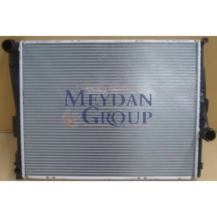 BMW 3 SERI- E46- SD/COUPE- 98/05; SU RADYATÖRÜ 316/318/320/330 İ (BRAZİNG) (585x438x32)MANUEL)(ORİS)