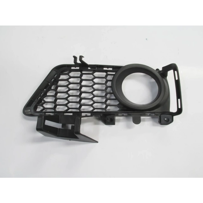 BMW 3 SERI- F30- 12/14; SİS LAMBA KAPAĞI SOL SİS DELİKLİ (M-TECH)