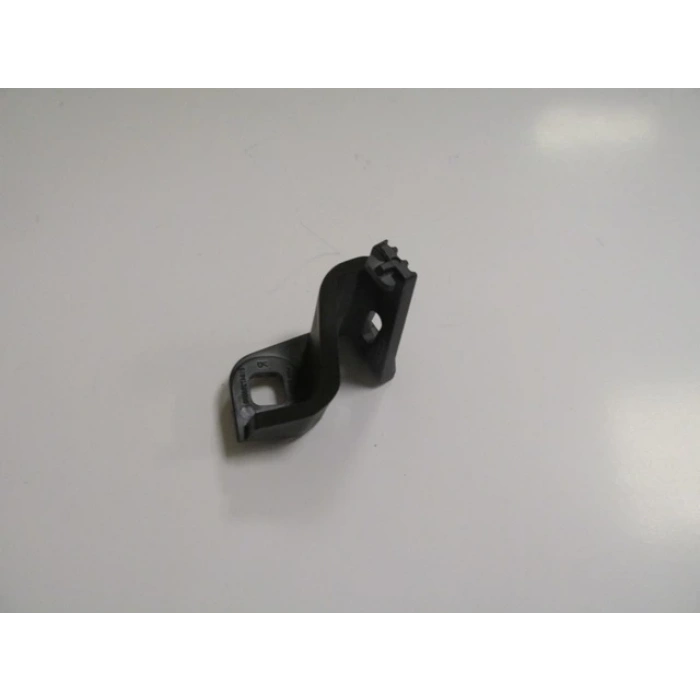 BMW 3 SERI- F30- 12/18; FAR ÜST BAĞLANTI BRAKETİ SOL (LCI) (PLASTİK ENJEKSİYON)