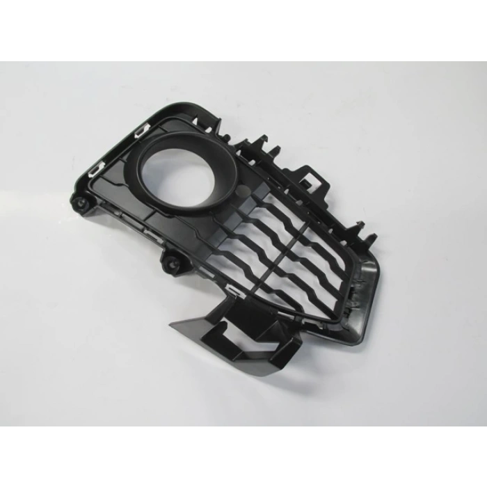 BMW 4 SERI- F36- 13/18; SİS LAMBA KAPAĞI SAĞ SİS DELİKLİ (M SPORT) (TW)