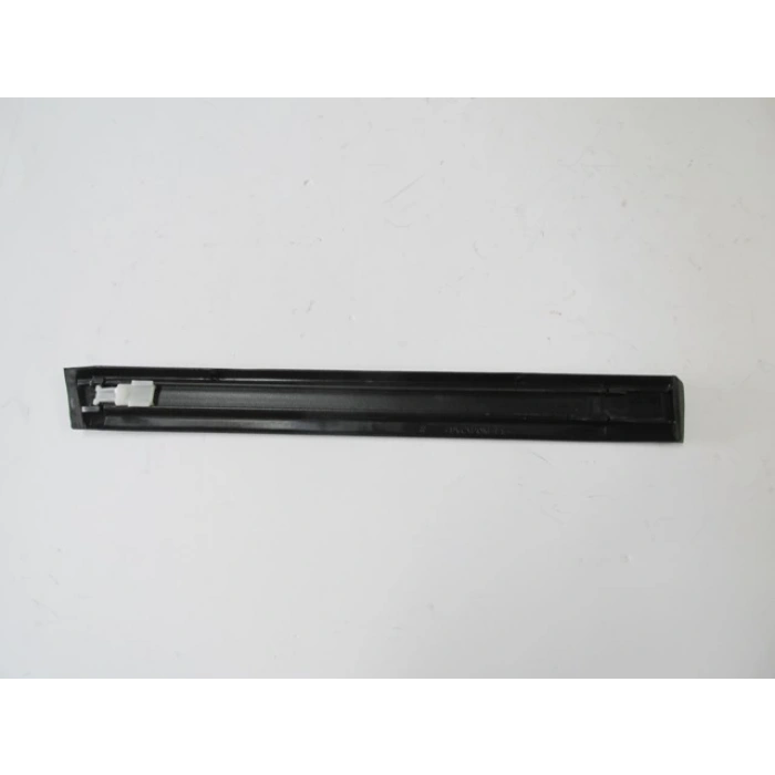 BMW 5 SERI- E34- 88/95; ÖN ÇAMURLUK BANDI SAĞ (TYG)