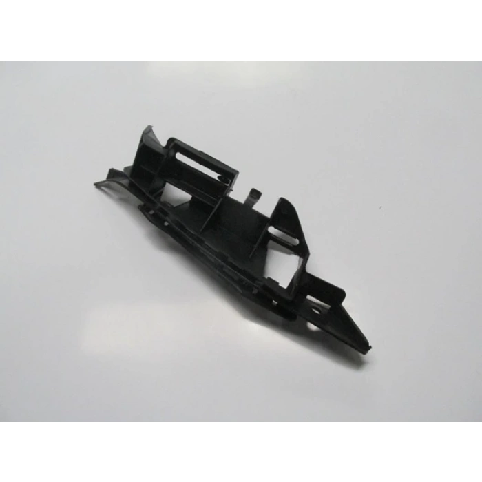 BMW 5 SERI- E34- 94/95; ÖN TAMPON BRAKETİ İÇ