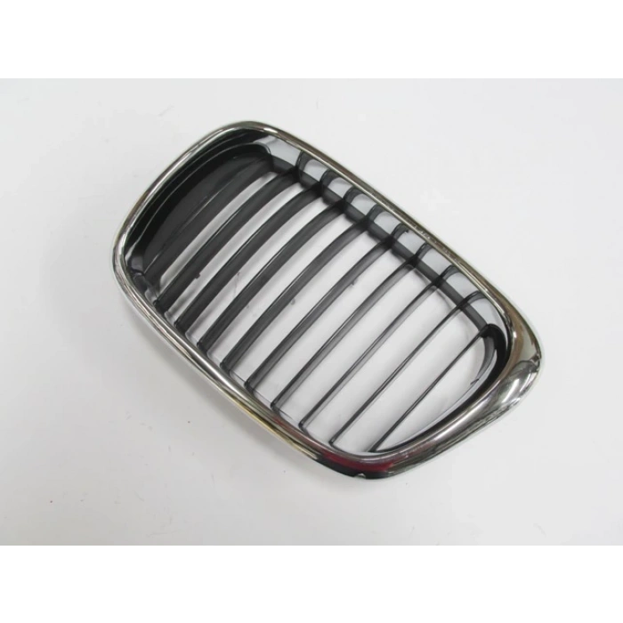 BMW 5 SERI- E39- 01/03; ÖN PANJUR SOL NİKELAJLI/SİYAH (TW)