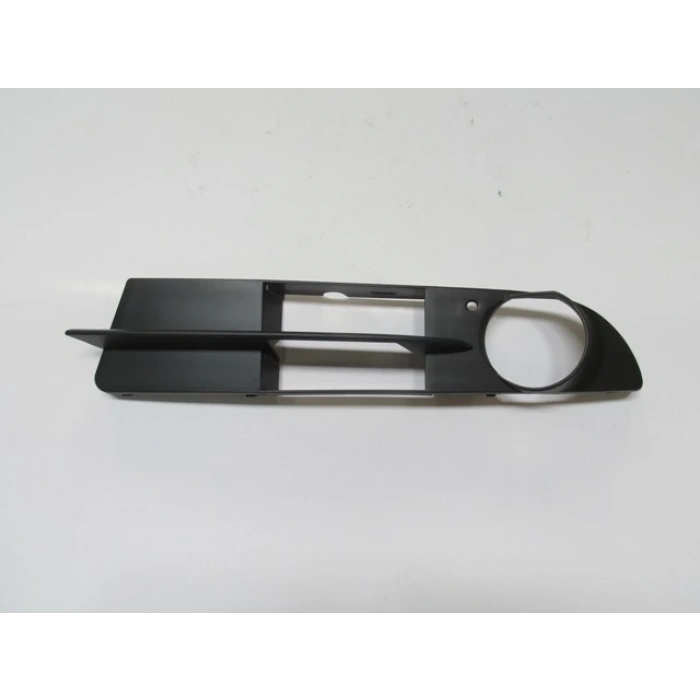 BMW 5 SERI- E60- 04/07; SİS LAMBA KAPAĞI DIŞ SOL SİS DELİKLİ (TW)