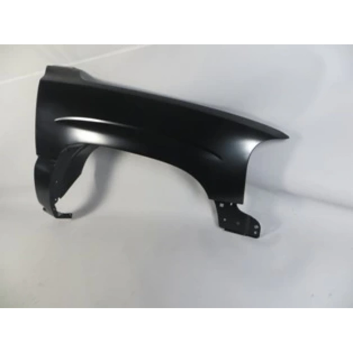 CHEVROLET SILVERADO- 02/04; ÖN ÇAMURLUK SAG