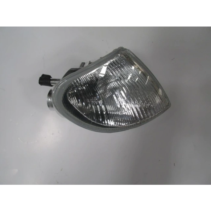 CITROEN BERLINGO- 96/03; ÖN SİNYAL SAĞ BEYAZ (MARS) (E MARKLI)