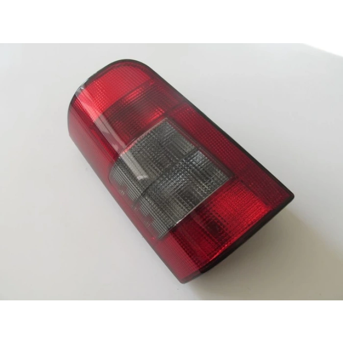 CITROEN BERLINGO- 96/03; STOP LAMBASI SOL KIRMIZI/FÜME (BAGAJ KAPAĞI YUKARIYA AÇILAN TİP) (MARS)