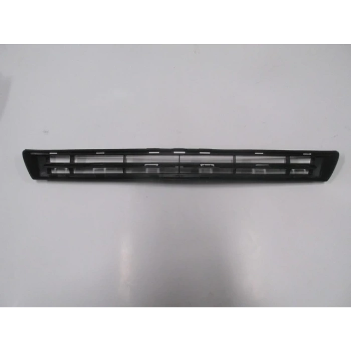 CITROEN C4- 04/09; ÖN TAMPON PANJURU ÜST ORTA SİYAH (TW)