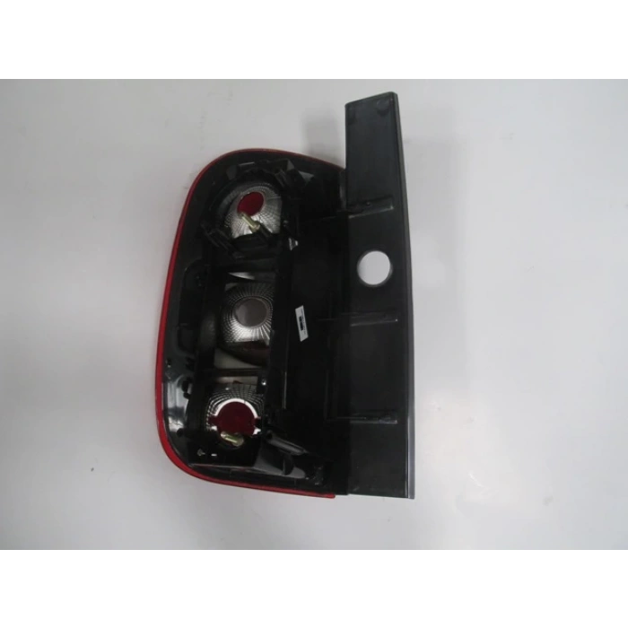 DACIA DUSTER- 14/17; STOP LAMBASI SAĞ KIRMIZI/BEYAZ (TW-Y/MARS)