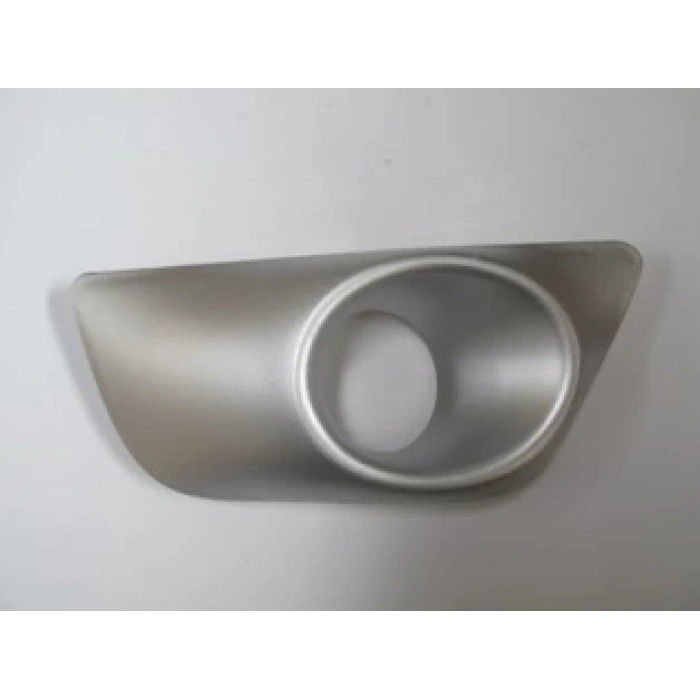 DACIA SANDERO- 13/16; SİS LAMBA KAPAĞI SAĞ SİS DELİKLİ GÜMÜŞ GRİ (STEPWAY) (BFN)