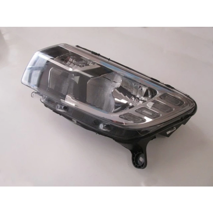 DACIA SANDERO- 17/20; FAR LAMBASI SOL MANUEL LEDLİ (TW-Y) (E MARKLI)