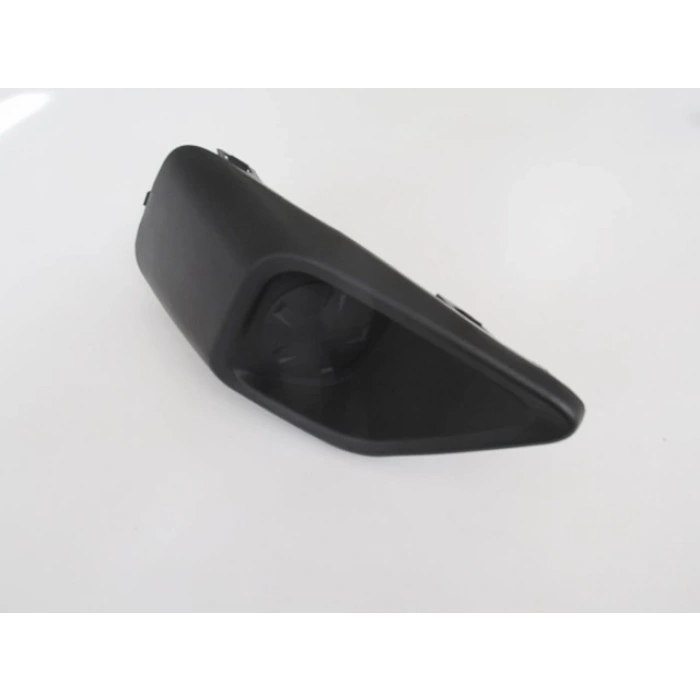 FIAT DOBLO- 15/23; SİS LAMBA KAPAĞI SAĞ SİS DELİKSİZ