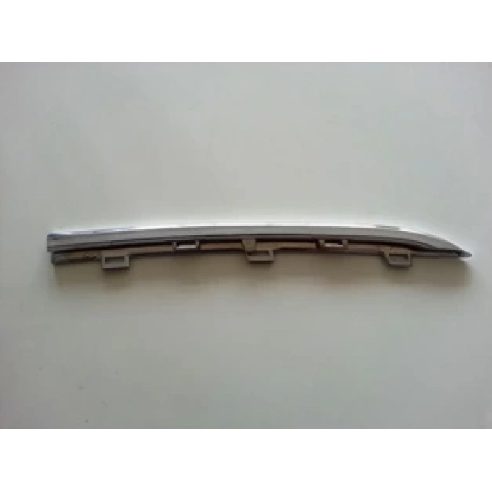 FIAT LINEA- 12/17; ÖN PANJUR ÜST ÇITASI KISA NİKELAJLI SOL (EUROBUMP)