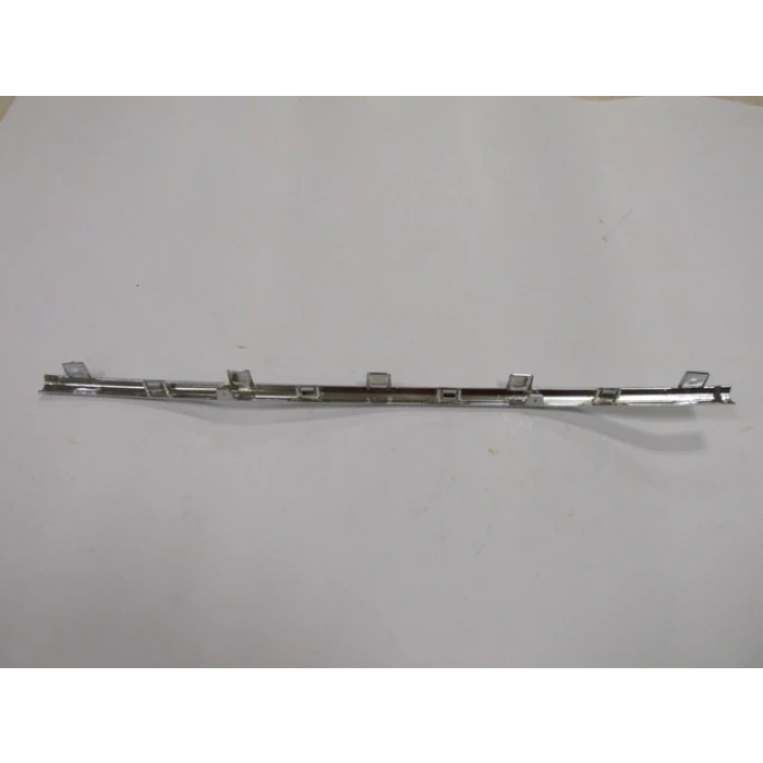 FIAT LINEA- 12/17; ÖN TAMPON ÇITASI ALT ORTA NİKELAJLI