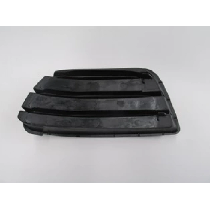 FIAT PUNTO- 03/06; SİS LAMBA KAPAĞI SAĞ SİYAH (SİS DELİKSİZ) (TYG)