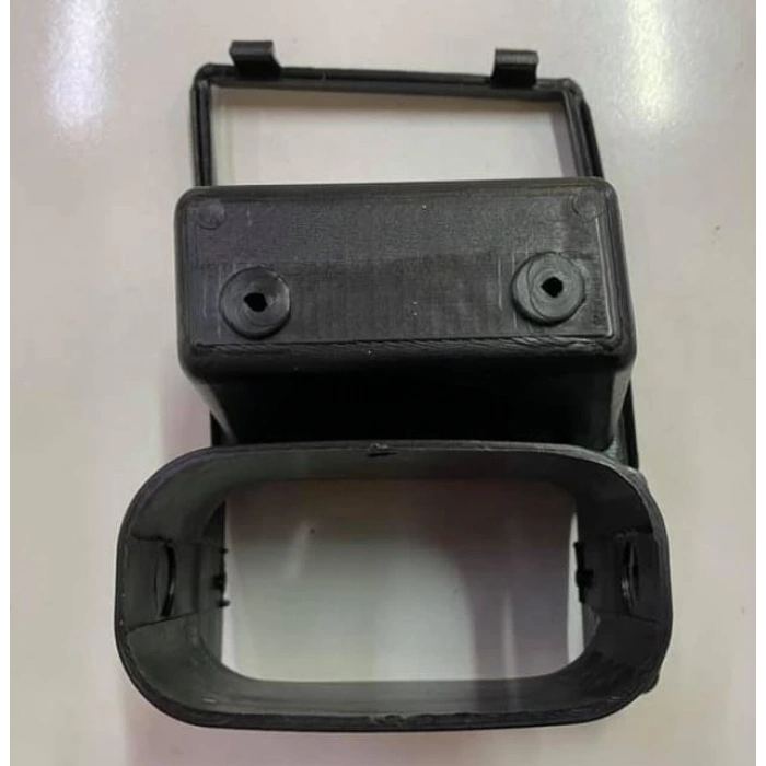 FIAT TIPO- 93/00; ÖN GÖĞÜS SOL ÜFLEME PETEĞİ ÇERÇEVESİ (CEPLİK) (DİFİZÖR ÇERÇEVESİ)