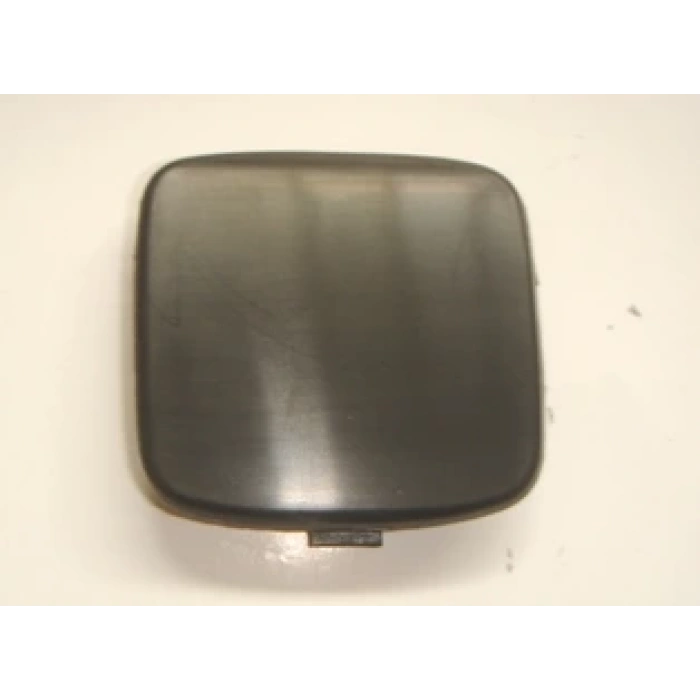 FORD FOCUS- HB- 05/07; ARKA TAMPON ÇEKİ DEMİRİ KAPAĞI ASTARLI