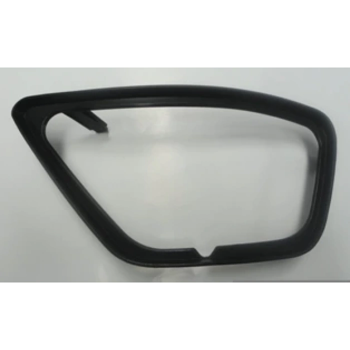 FORD FOCUS- SD/HB- 02/05; SİS LAMBA KAPAĞI SOL SİYAH SİS DELİKLİ