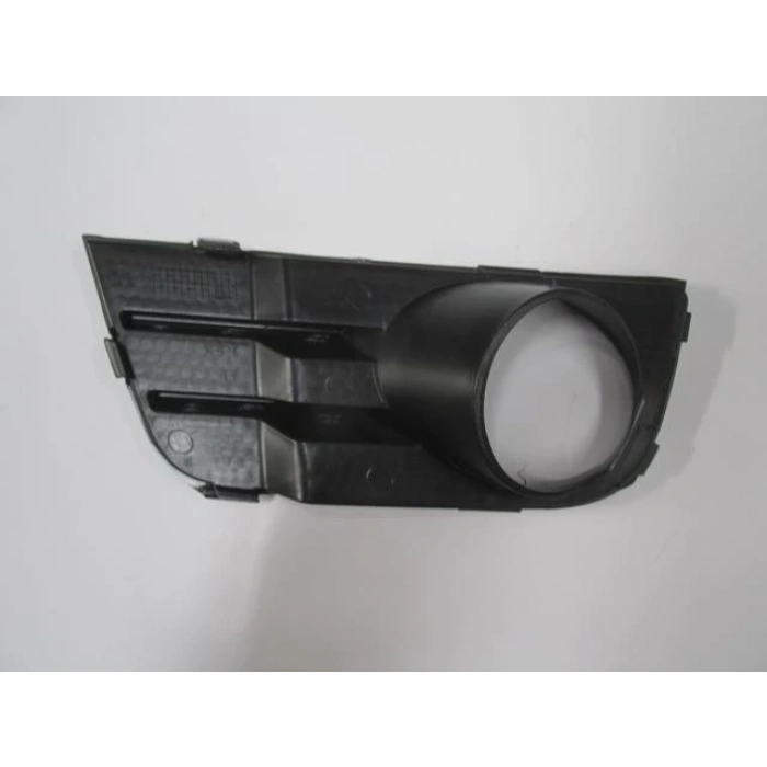 FORD FUSION- 03/06; SİS LAMBA KAPAĞI SAĞ SİYAH SİS DELİKLİ