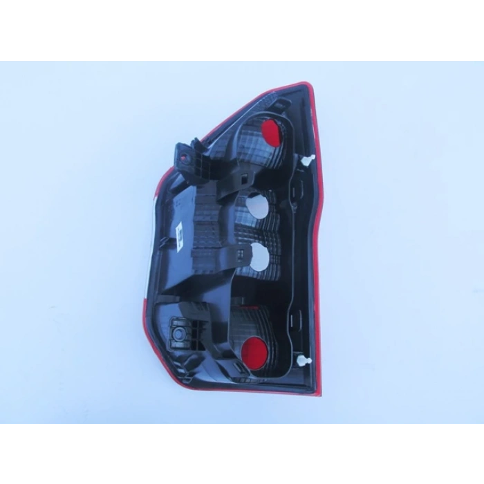 FORD TOURNEO COURIER- 18/23; STOP LAMBASI SOL KIRMIZI/BEYAZ (MARS)