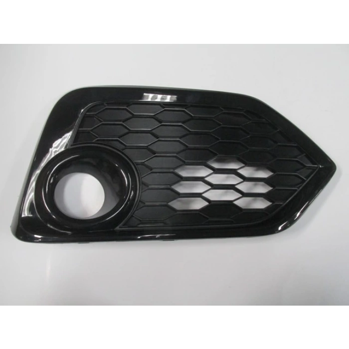 HONDA CIVIC- HB- 16/18; SİS LAMBA KAPAĞI SAĞ SİS DELİKLİ (TW)