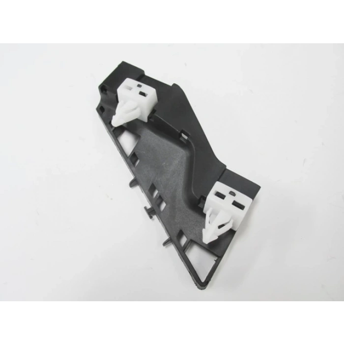 HONDA CIVIC- SD- 04/06; ARKA TAMPON BRAKETİ SAĞ (KLİPSLERİ İLE BİRLİKTE) (TW)