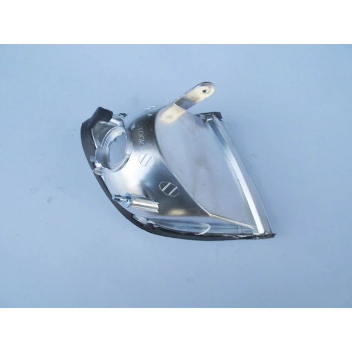 HYUNDAI STAREX- MİNİBÜS- 98/08; ÖN SİNYAL SOL BEYAZ (MARS)