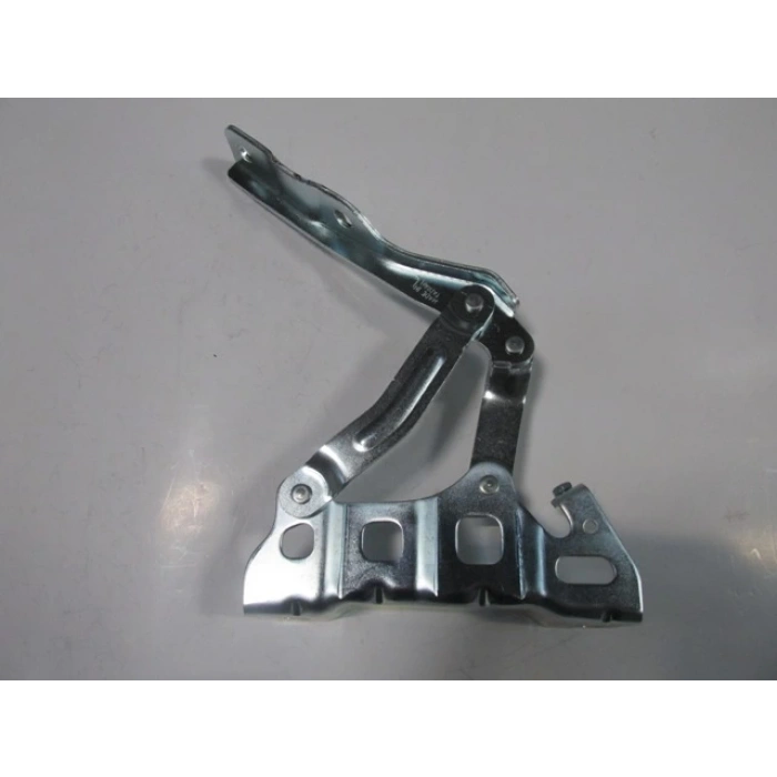 HYUNDAI TUCSON- 15/18; KAPUT MENTEŞESİ SOL (TYG)