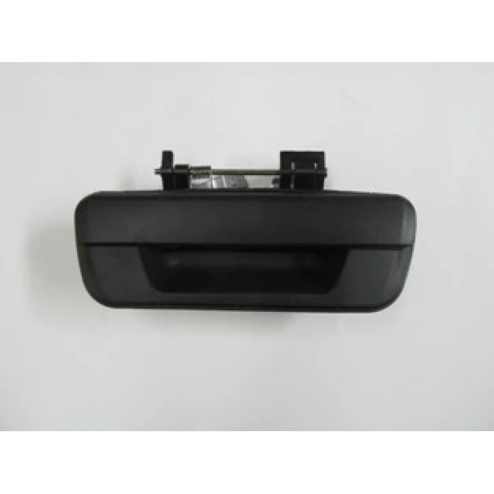 ISUZU D MAX- PICK UP- 07/12; BAGAJ KAPAĞI ORTA AÇMA KOLU SİYAH (KİLİT DELİKSİZ) (BFN)