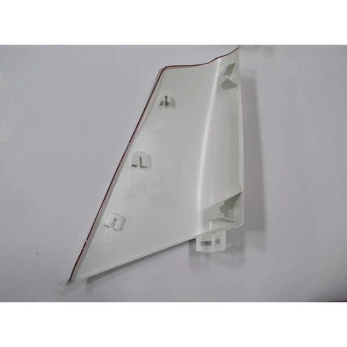 ISUZU NKR- 06/09; ÖN KÖŞE PANELİ SAĞ PLASTİK BEYAZ (TEK TEKER) (CASP)