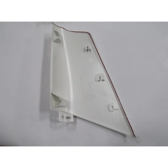 ISUZU NKR- 06/09; ÖN KÖŞE PANELİ SOL PLASTİK BEYAZ (TEK TEKER) (CASP)
