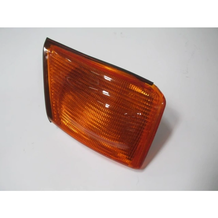 IVECO DAILY- 99/07; ÖN SİNYAL SAĞ SARI (MARS) (E MARKLI)