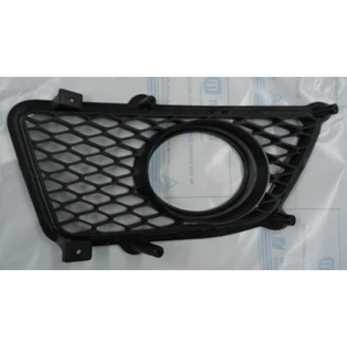 KIA SPORTAGE- 09/10; SİS LAMBA KAPAĞI SAĞ SİS DELİKLİ (TYG)