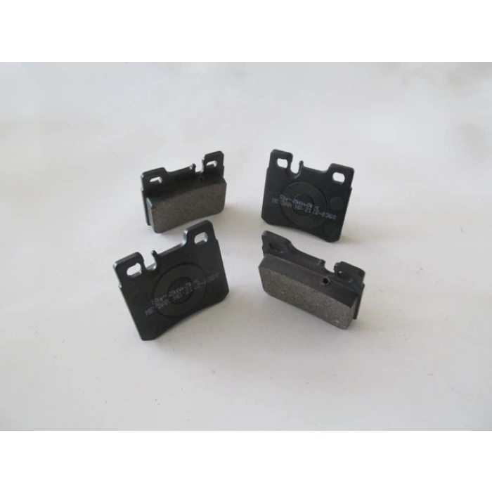 MERCEDES 190- W201- 83/93; ARKA FREN BALATASI (KABLOSUZ)(DİSK) (61,8X58,1X13,5)(BRAMAX)