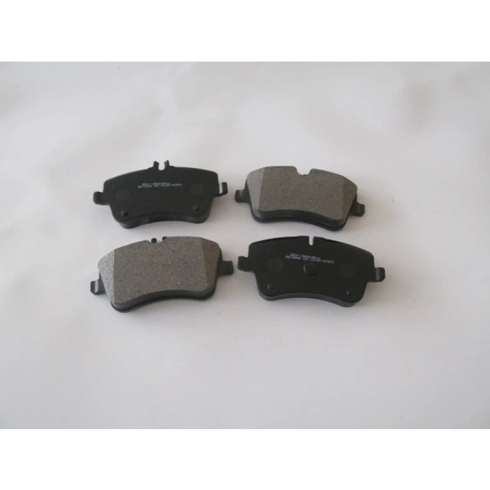 MERCEDES C CLASS- W203- 00/07; ÖN FREN BALATASI (KABLOSUZ)(DİSK)(131X69,8X18,7/131X62X18,7)(BRAM