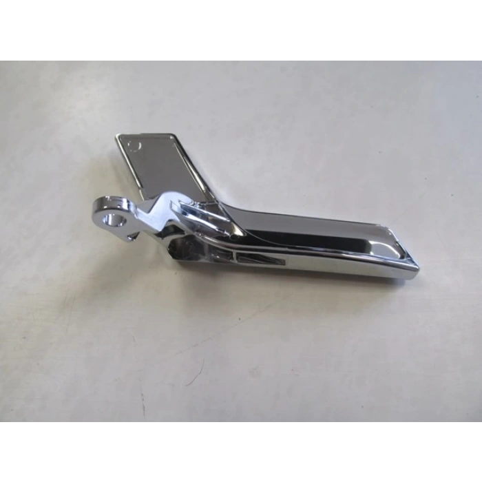 MERCEDES C CLASS- W204- 11/13; ÖN KAPI İÇ AÇMA KOLU ELCEĞİ (KULBU) SAĞ NİKELAJLI