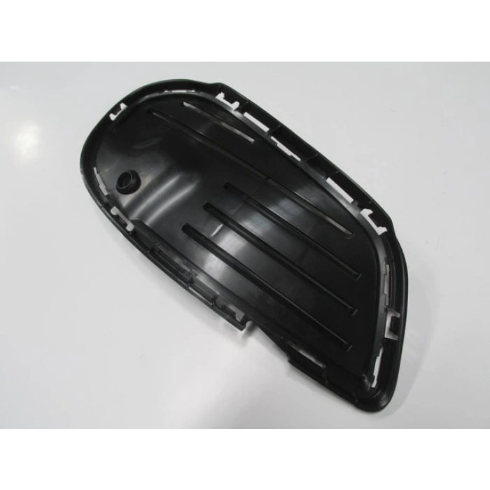 MERCEDES C CLASS- W205- 14/17; SİS LAMBA KAPAĞI BRAKETİ SOL SENSÖR DELİKLİ (AMG)(TW)